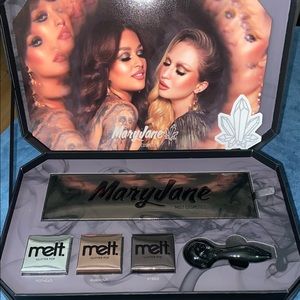 Mary Jane PR Box